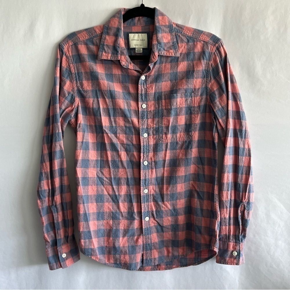 Women's American Eagle Pink & Blue Plaid Button Down Shirt - Picture 2 of 7